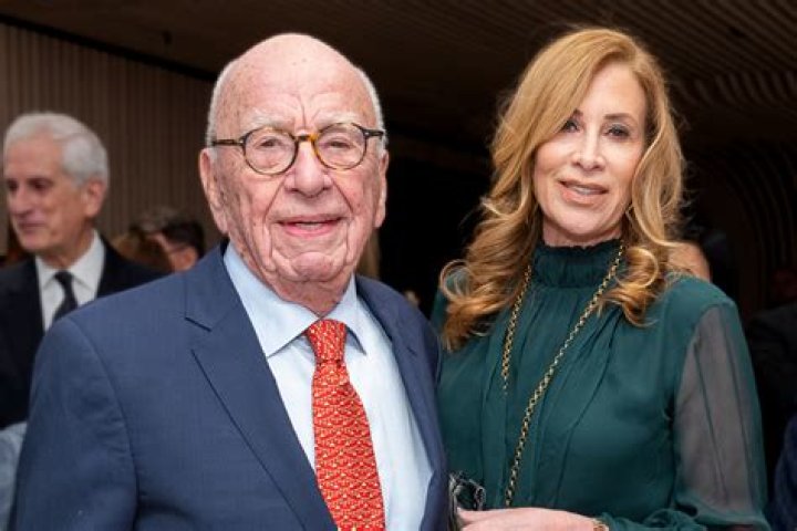 Anne Smith Net Worth