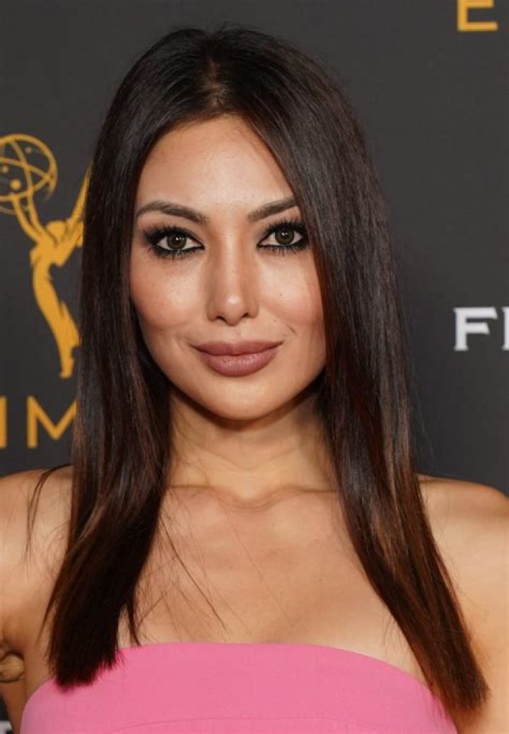 Chasty Ballesteros possesses a net worth of $400,000. She garnered that fortune from her one decade acting career.
