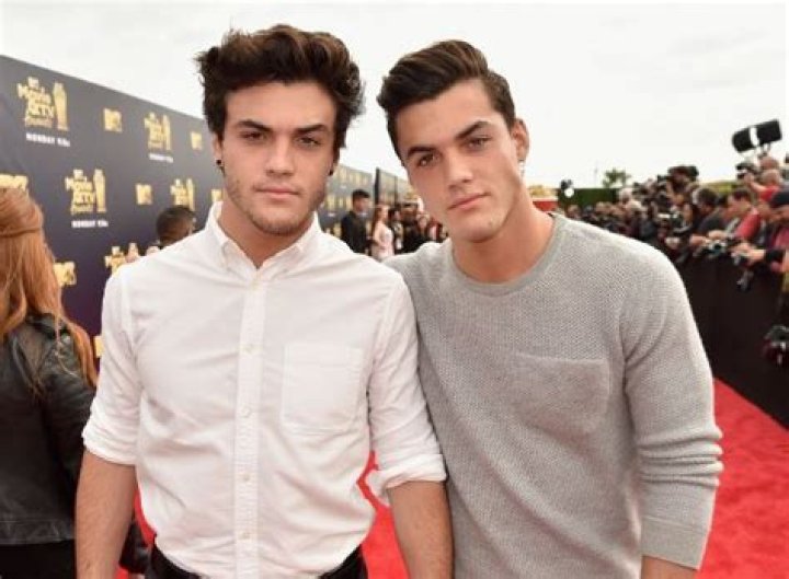 Ethan Dolan with his brother Grayson Dolan