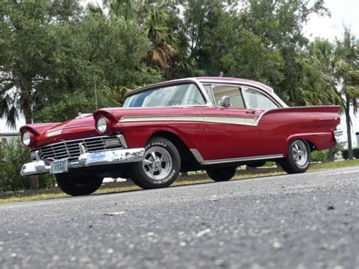 Ford Fairlane