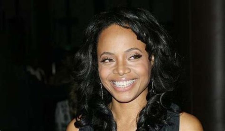 Gina Ravera Net Worth