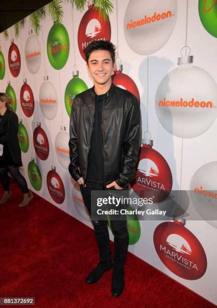 Kyson Facer