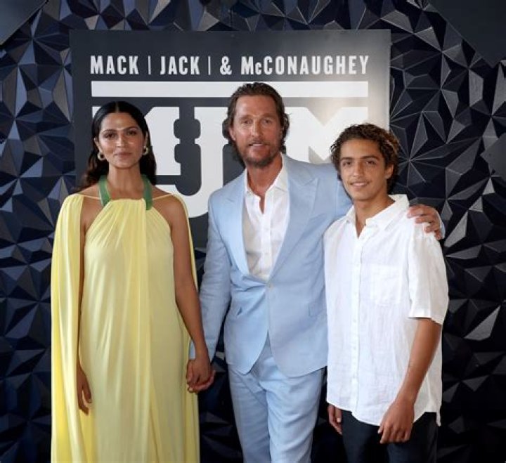 Matthew McConaughey, Matthew Fox, Jack Lengyel, Red Dawson