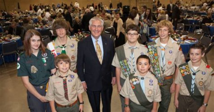 Rex Tillerson with scouts