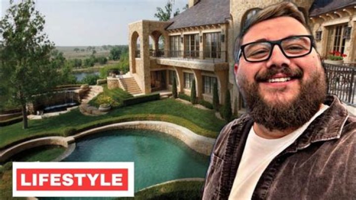 Robert Chesterman Net Worth