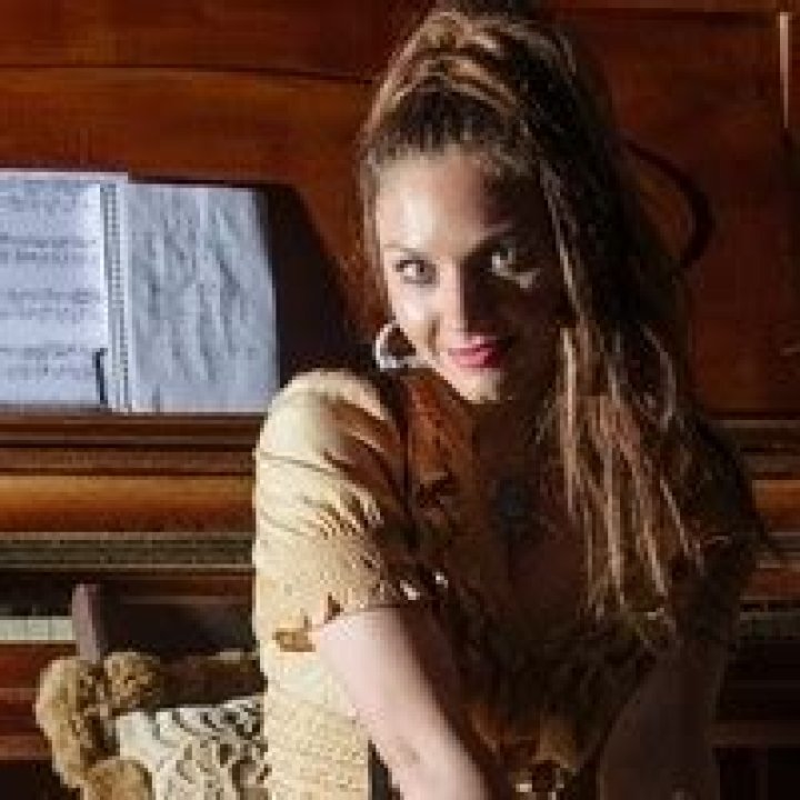 Sarah Ragdale