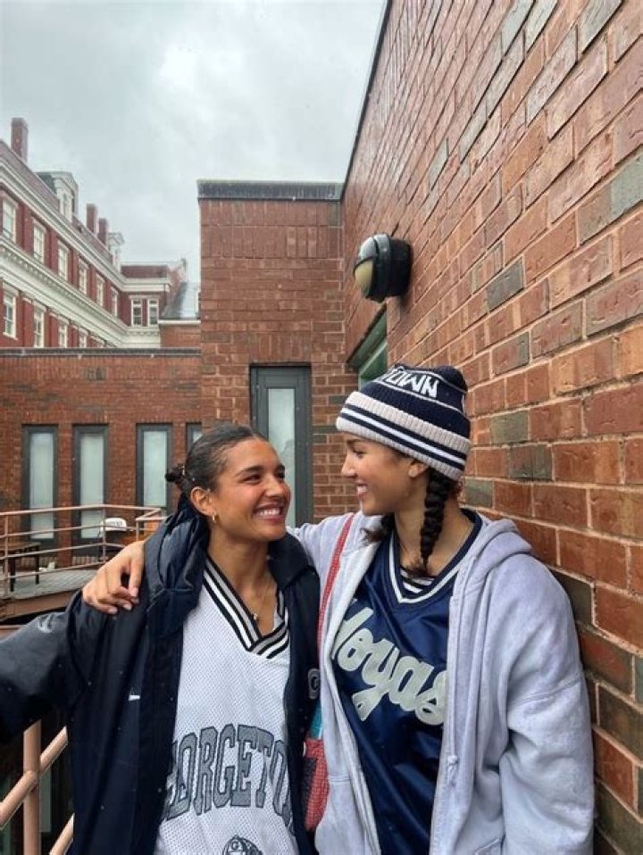 Sofia Wylie with her sister