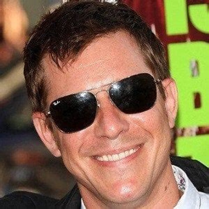 Stefan Lessard Net Worth