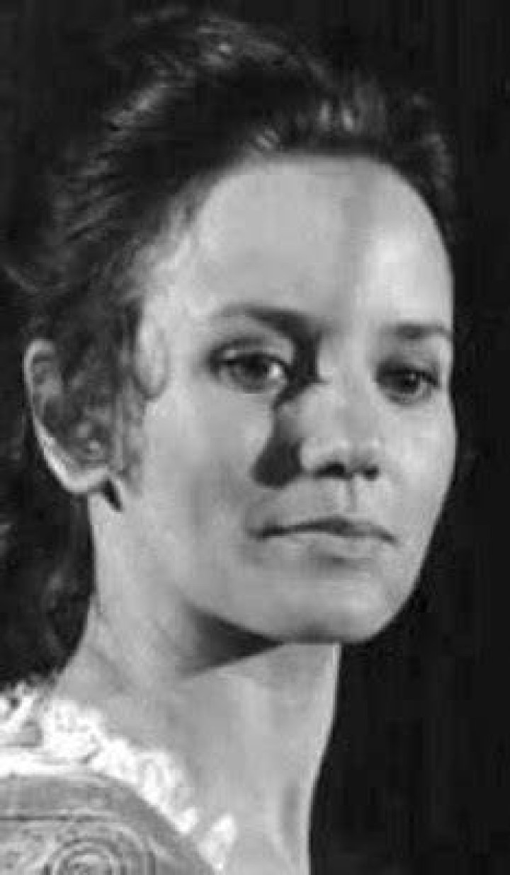 Trish Van Devere Net Worth