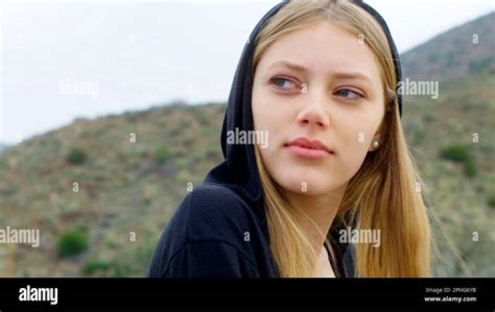 Young Grace Van Dien 