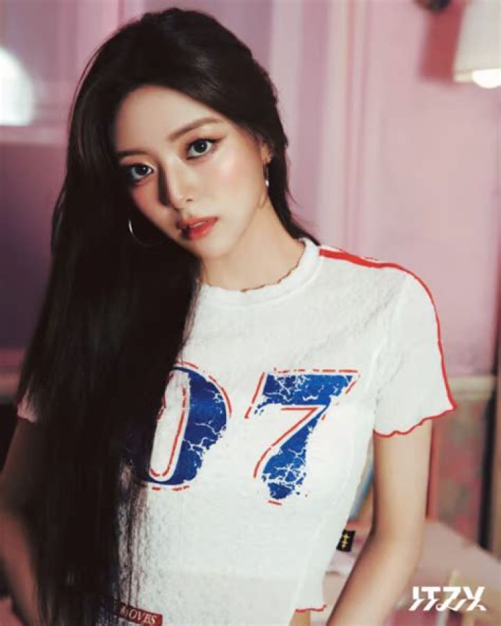 Yuna ITZY 1 Yuna ITZY